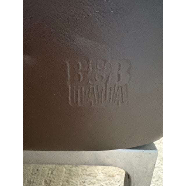 B&B Italia B&b Italia Brown Leather Ottoman 4'x 4' Vintage 1999 For Sale - Image 4 of 5