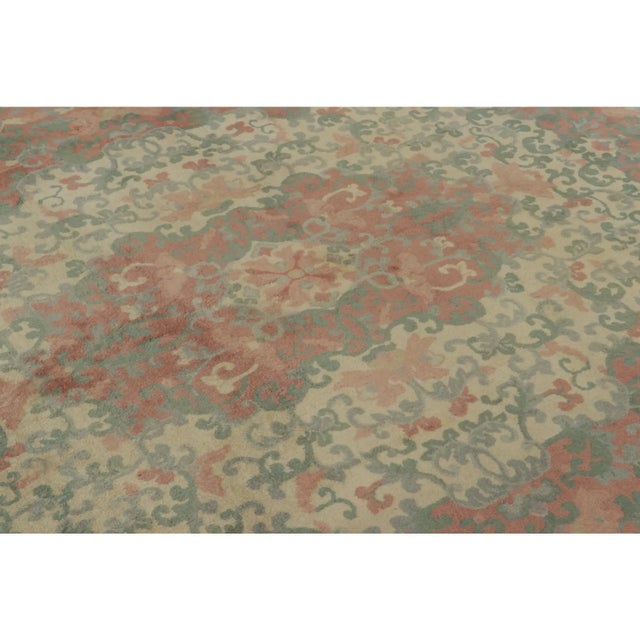 1920s Antique Chinese Hooked Rug With Floral Medallion & Vine Design - Rug & Kilim For Sale - Image 5 of 9