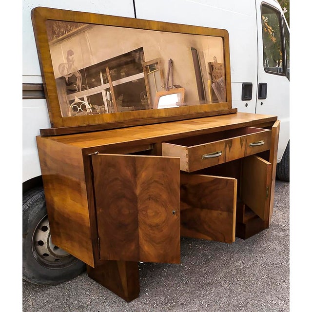 Art Deco Italian Credenza in Walnut with Mirrors For Sale - Image 16 of 18