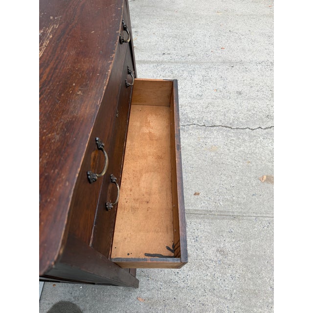 Early 20th Century Antique Oak Arts & Crafts Five-Drawer Tallboy Chest With Scalloped Backsplash For Sale - Image 12 of 12