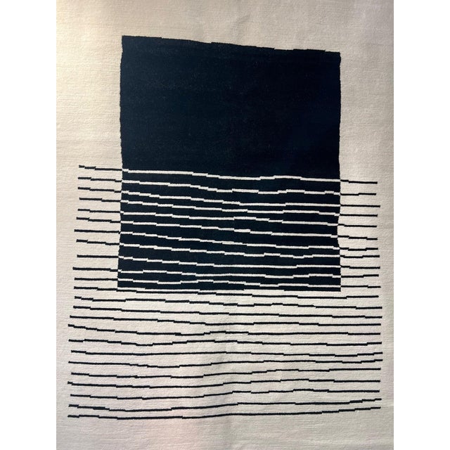 Mid-Century Modern Modern Black & White Hand Made Wool Rug For Sale - Image 3 of 8