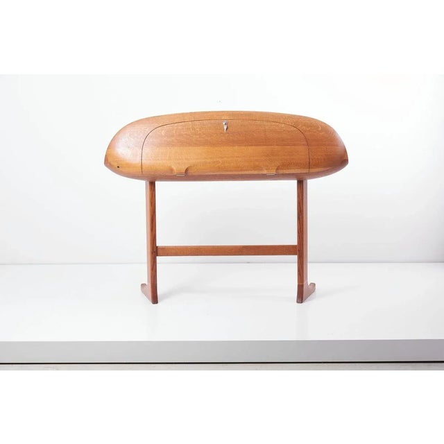 Display Case by Donald Lloyd Mckinley, Canada, 1960s For Sale - Image 13 of 17