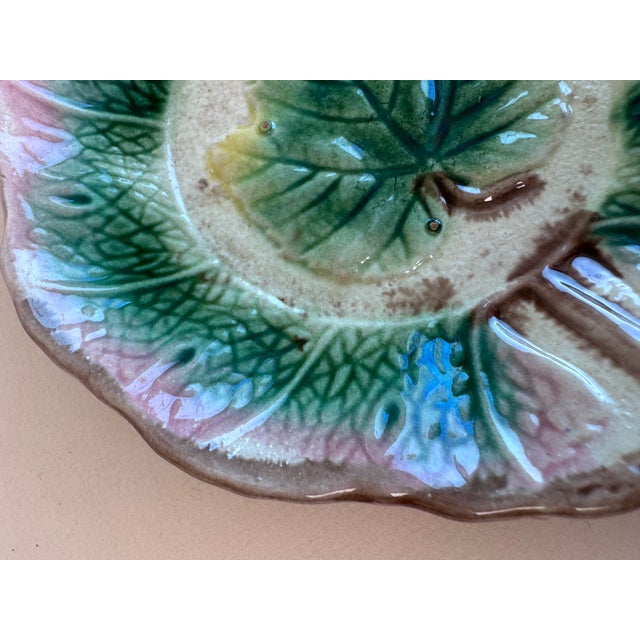 Wedgwood Majolica Leaf Plate For Sale - Image 4 of 8