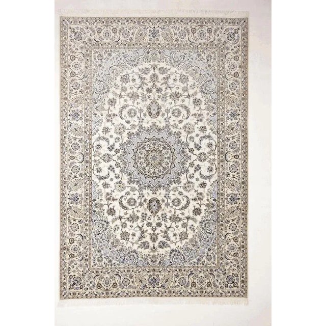 Middle Eastern Hand-Knotted Rug in Silk For Sale - Image 3 of 11