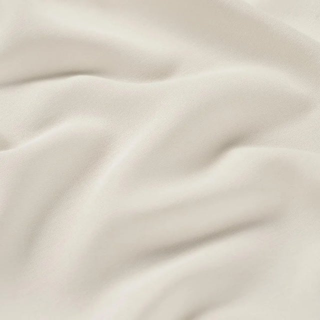 Contemporary Schumacher Summit Sheer Fabric In Ivory For Sale - Image 3 of 3