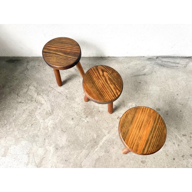 Vintage Tripod Stools in Beech, 1960s, Set of 3 For Sale - Image 4 of 10