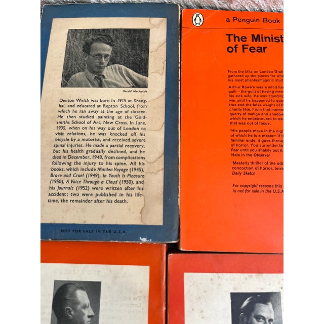 Mid-Century Modern Vintage Penguin Paperback Books Stienbeck Huxley Cary Moravia Sansom Mid Century- Set of 9 For Sale - Image 3 of 5