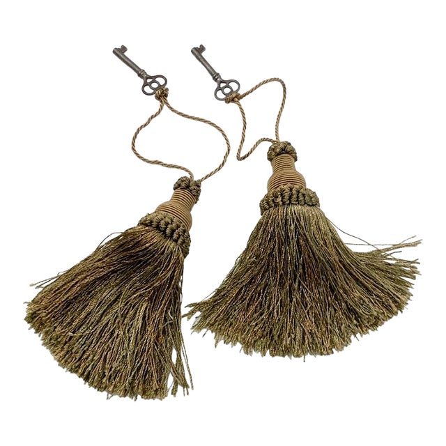 Pair of 9.5” French‑Style Passementerie Tassels With Antique Skeleton Keys - Grandmillennial, Ralph Lauren, Alexa Hampton, Bunny Williams - See Pics! For Sale