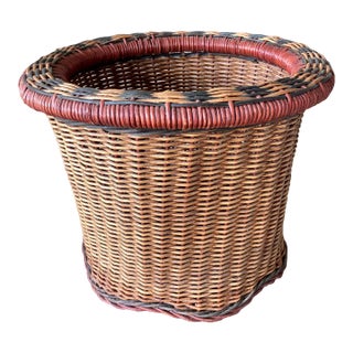 Stylish Late 20th-Century Rattan & Willow Pedestal Base Basket Cachepot For Sale