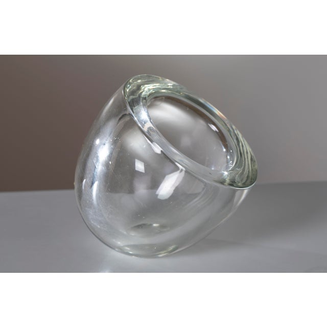 Sculptural Clear Glass Vase by Alfredo Barbini, Italy, 1960 For Sale - Image 6 of 10