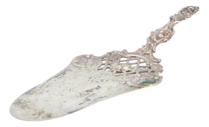 Silver Scalloped Cake Serving Spatula