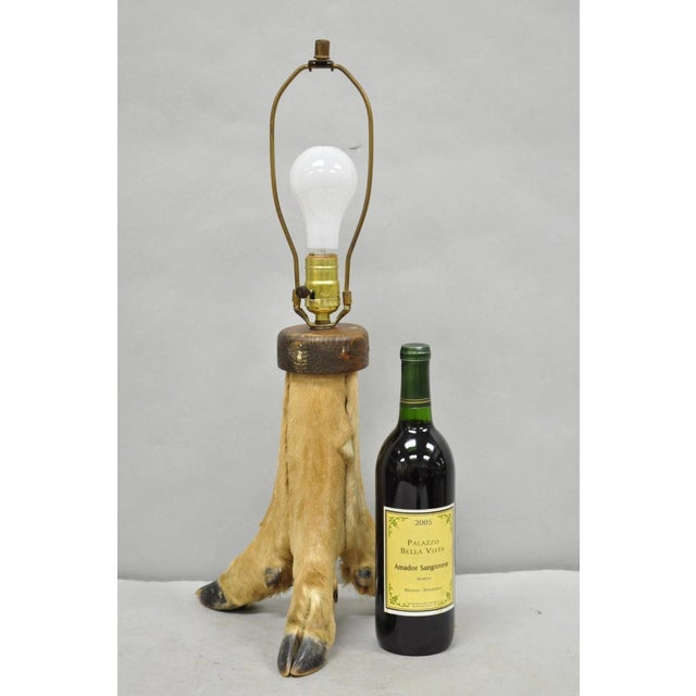 Vintage Rustic Taxidermy Tripod Deer Hoof Foot Cabin Decor Table Lamp W/ Shade For Sale - Image 17 of 17