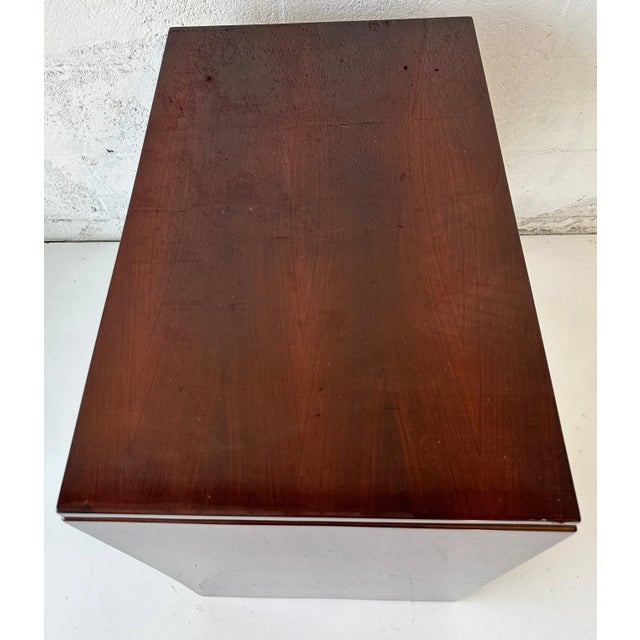 Art Déco Rosewood Side Table For Sale In Miami - Image 6 of 10
