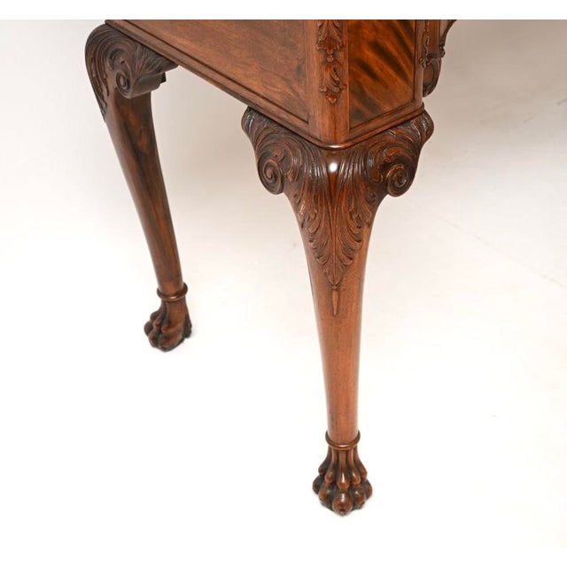 Antique Queen Anne Console Table by Hille, 1920 For Sale - Image 9 of 10
