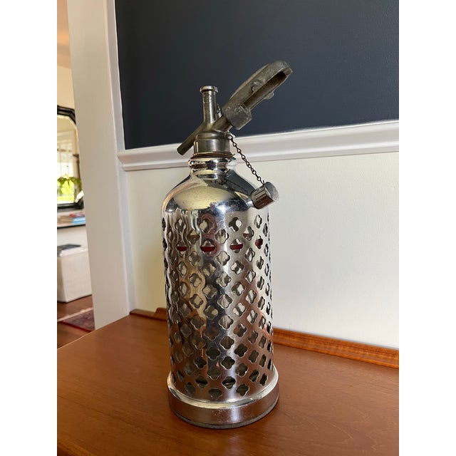 Mid-Century Modern Vintage Mid Century Sparklets Type D "De Luxe" Soda Syphon For Sale - Image 3 of 8