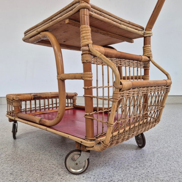 Mid-Century Modern Bar Cart in Wicker with Red Shelves, 1950s For Sale - Image 6 of 11