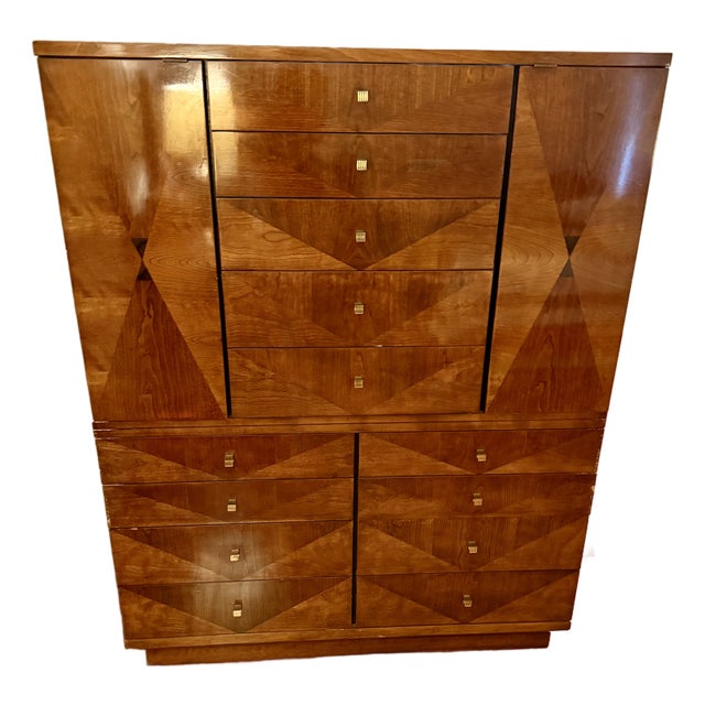 1980s Henredon Gentleman's Chest / Highboy Dresser -- Bookmatched Diamond Veneer For Sale