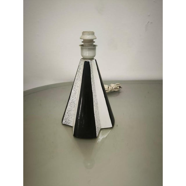 Black Vintage World Pyramids Lamp, 1970s For Sale - Image 8 of 8