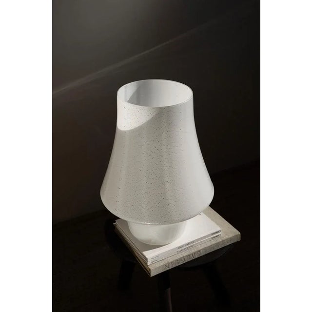 Mid-Century Modern Large Vintage White Mushroom Murano Glass Table Lamp, 1970s For Sale - Image 3 of 10