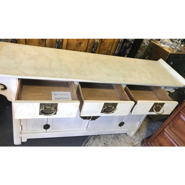 Chinoiserie Vintage White Century Furniture Chinoiserie Pagoda Sideboard Table For Sale - Image 3 of 8