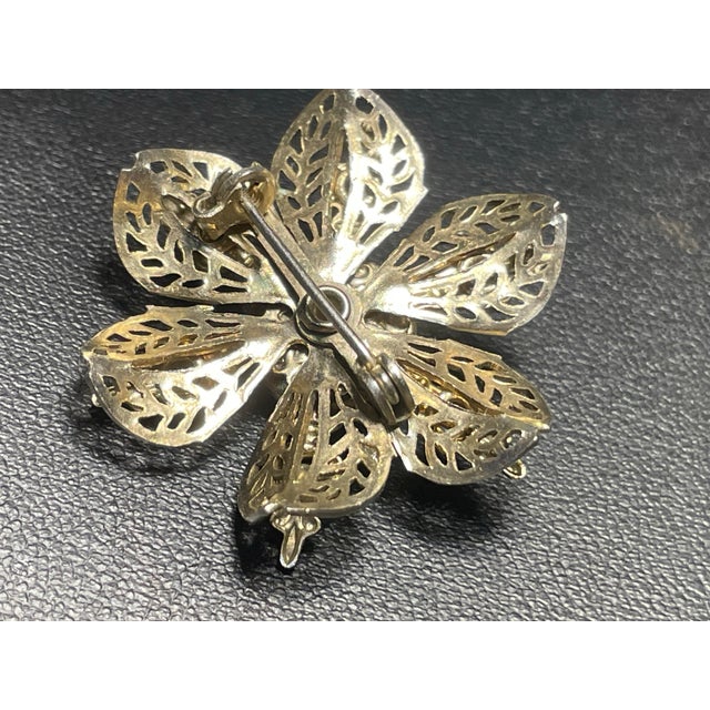 Mid-Century Modern MCM Jewelry “Dragon's Breath" Foilded Back Glass Fire Opal Brooch With Blue Sapphire Crystals in Style of European Makers of West Germany For Sale - Image 3 of 3