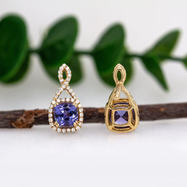 1.55cts Tanzanite and Natural Diamond Earrings in Solid 14k Gold | Cu 5mm-Set of 2 For Sale In Columbus - Image 6 of 6