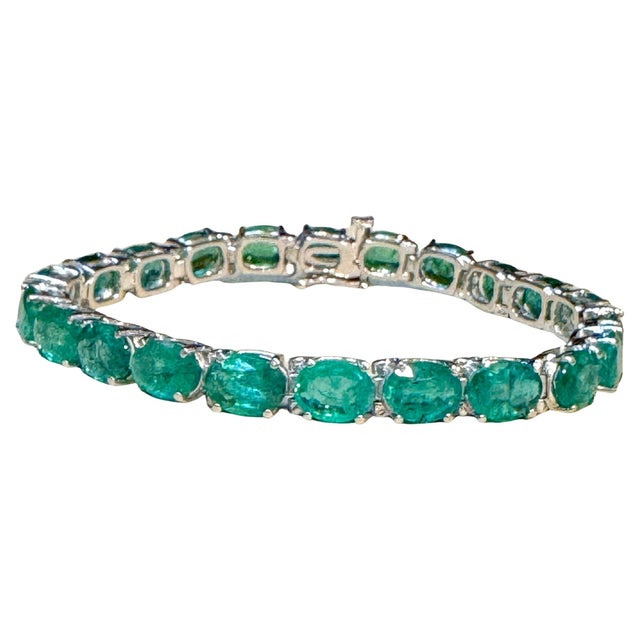 22 Carat Natural Emerald Cocktail Tennis Bracelet 14 Karat White Gold 7" For Sale - Image 15 of 18