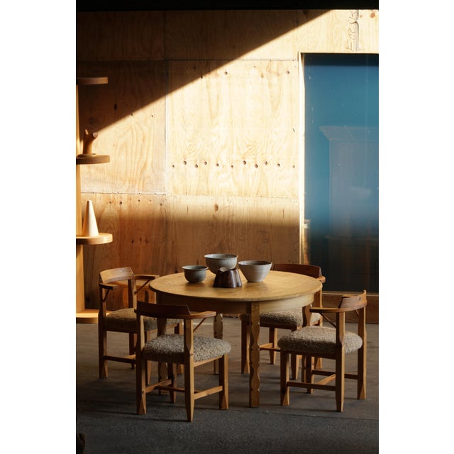 Mid-Century Modern Round Oak Dining Table with Three Extensions, 1960s For Sale - Image 11 of 18