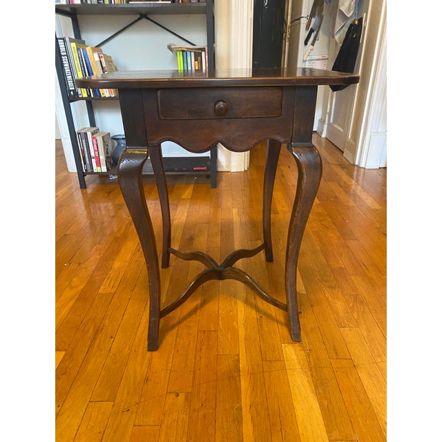 Love this side table. Finish is in ‘like new’ condition, and the design is gorgeous, but sadly I don’t have the space....