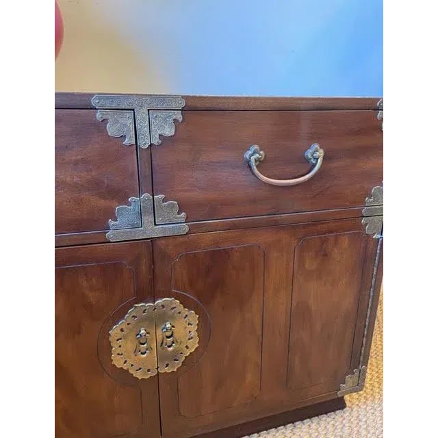 Henredon Asian Campaign Chest with Brass Mountings For Sale - Image 4 of 6