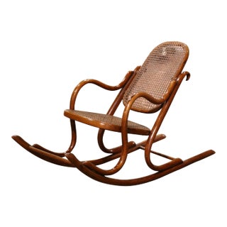 Early 20th Century French Thonet Style Bentwood Child Rocking Chair For Sale