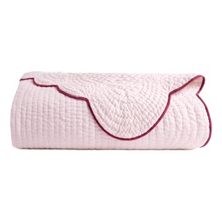 Kassatex x Chairish Quilted Scallop King Coverlet, Peach/Berry For Sale
