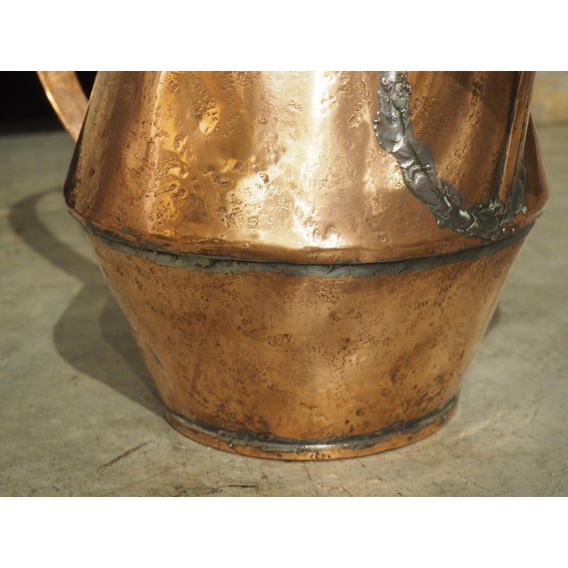 18th Century Hand Formed French Copper Arrosoir Water Pitcher For Sale - Image 11 of 17