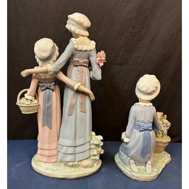 1980s Lladro Duo: "Flowers in the Flower Pot" & "Daughters" - A Pair For Sale - Image 4 of 10