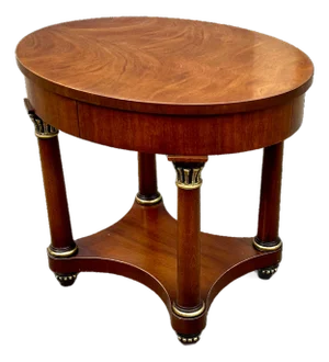 Late 20th Century Henredon French Regency Louis XVI-Style Side Table