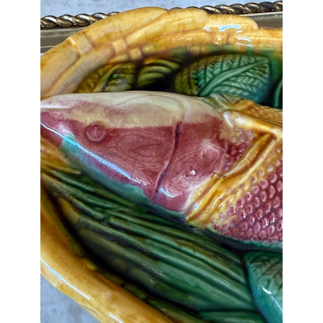 Vintage Majolica Trompe L’Oeil Trout Wall Object With Leaf Basketweave Motif For Sale - Image 4 of 10