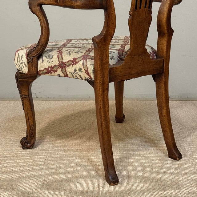 19th Century English Chippendale Style Carved Walnut Armchair For Sale - Image 18 of 18