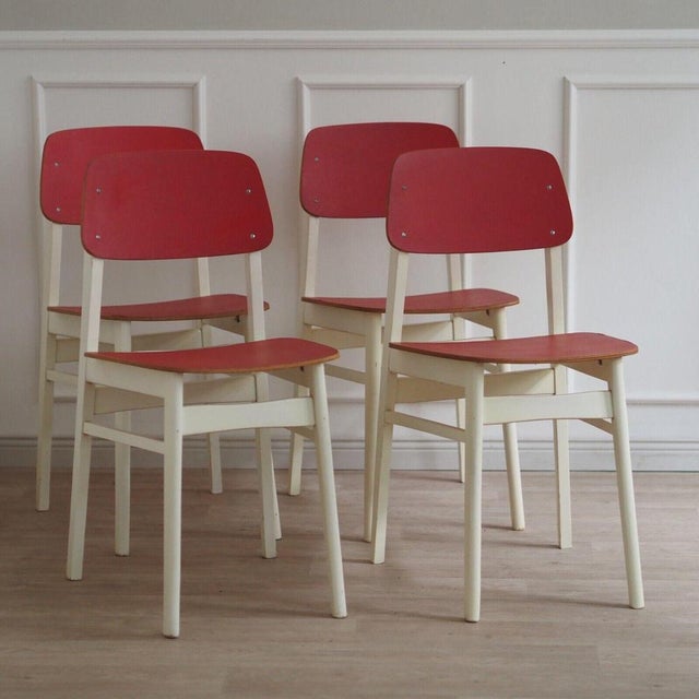Mid-Century Modern Red & White Wood Chairs, 1960, Set of 4 For Sale - Image 3 of 12