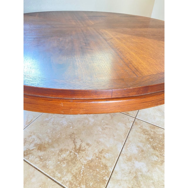 Late 20th Century Vintage Altavista Lane 99703, Alta Vista Round Walnut Coffee Table Serial