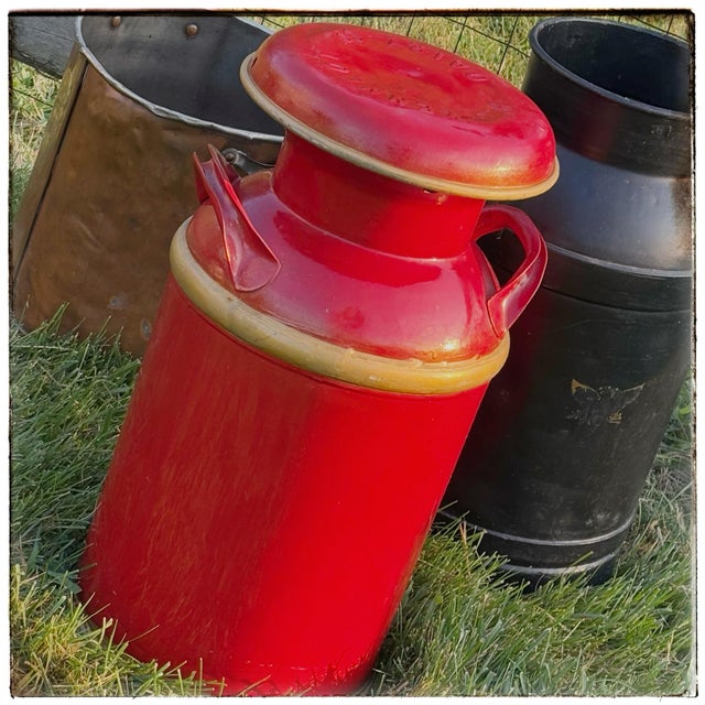 Vintage Steel 10 Gallon Milk Can: Kennedy Dairy For Sale - Image 10 of 11
