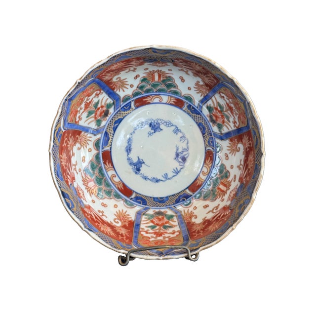 Antique Edo Imari Porcelain Bowl With Gilt, Scalloped Rim For Sale