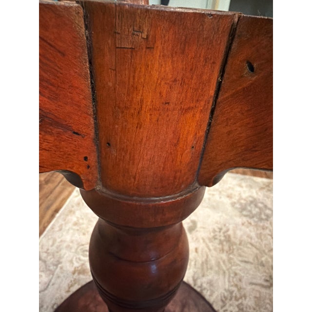 Wood 18th Century American Federal Cherry Tripod Candle Stand Table For Sale - Image 7 of 18