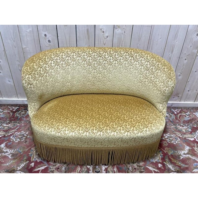 Napoleon III Toad Sofa in Linen For Sale - Image 3 of 7