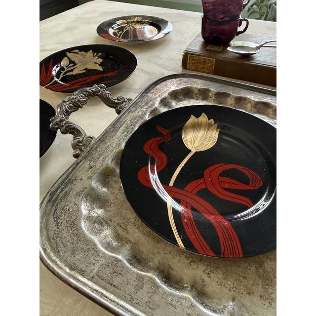 Ceramic Fitz and Floyd 1979 Imperial Garden Black Floral 7.5” Plates 1979 Vintage - Set of 4 For Sale - Image 7 of 12