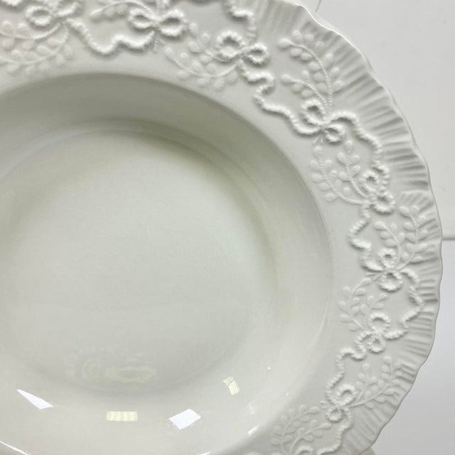 Ralph Lauren 1989 Vintage English Americana Wedgwood for Ralph Lauren Le Blanc Claire Coupe Soup Bowl - Set of 7 For Sale - Image 4 of 9