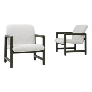 20th Century Czech Lounge Chairs With Green Tubular Frames - A Pair For Sale