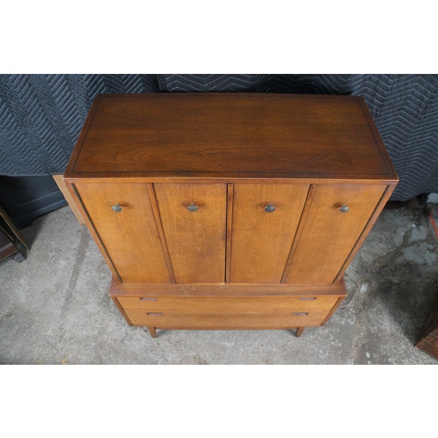 Mid 20th Century American of Martinsville Tallboy Dresser Gentleman's Chest For Sale - Image 6 of 15
