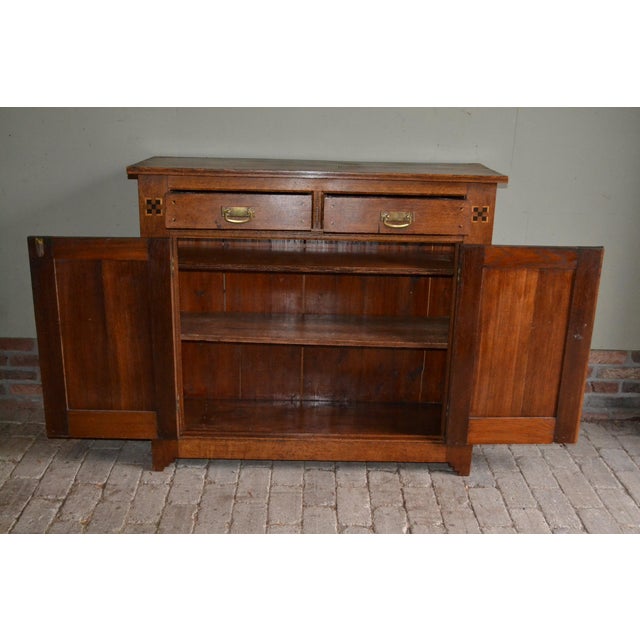20th century Dutch oak Art Deco sideboard, maid's cupboard, chest of drawers. Height: 100 cm. Width: 111 cm. Depth: 38 cm....