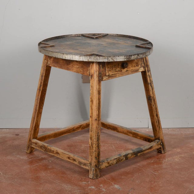 Round Cobblers Worktable, Italy, 19th Century For Sale - Image 5 of 18
