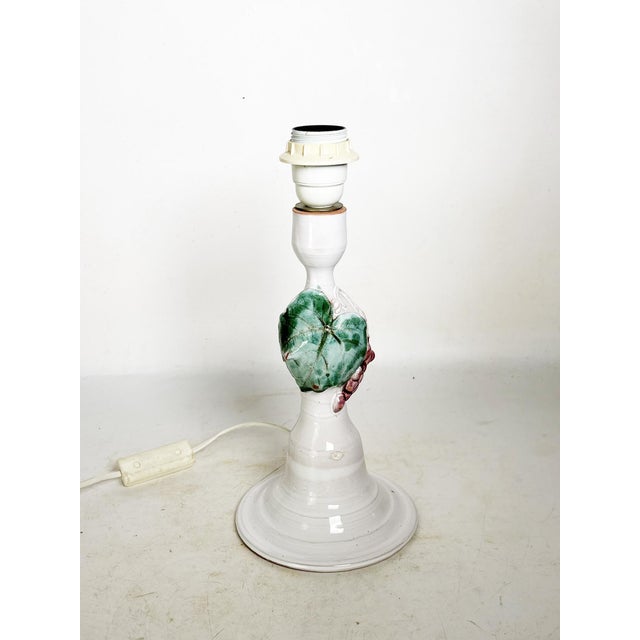 The lampshade is not included. A us adapter is provided. White ceramic table lamp, made in france in the 1980s. This...